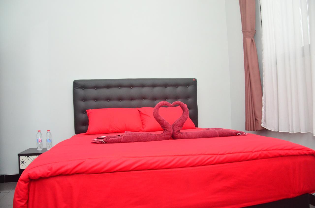 Banyu Homestay بانيووانجى المظهر الخارجي الصورة